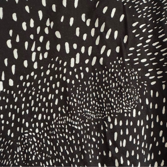 NWT Roxy Spirit Awakes Black and White Polka Dot Spring Patterned Romper Size M - Picture 10 of 11